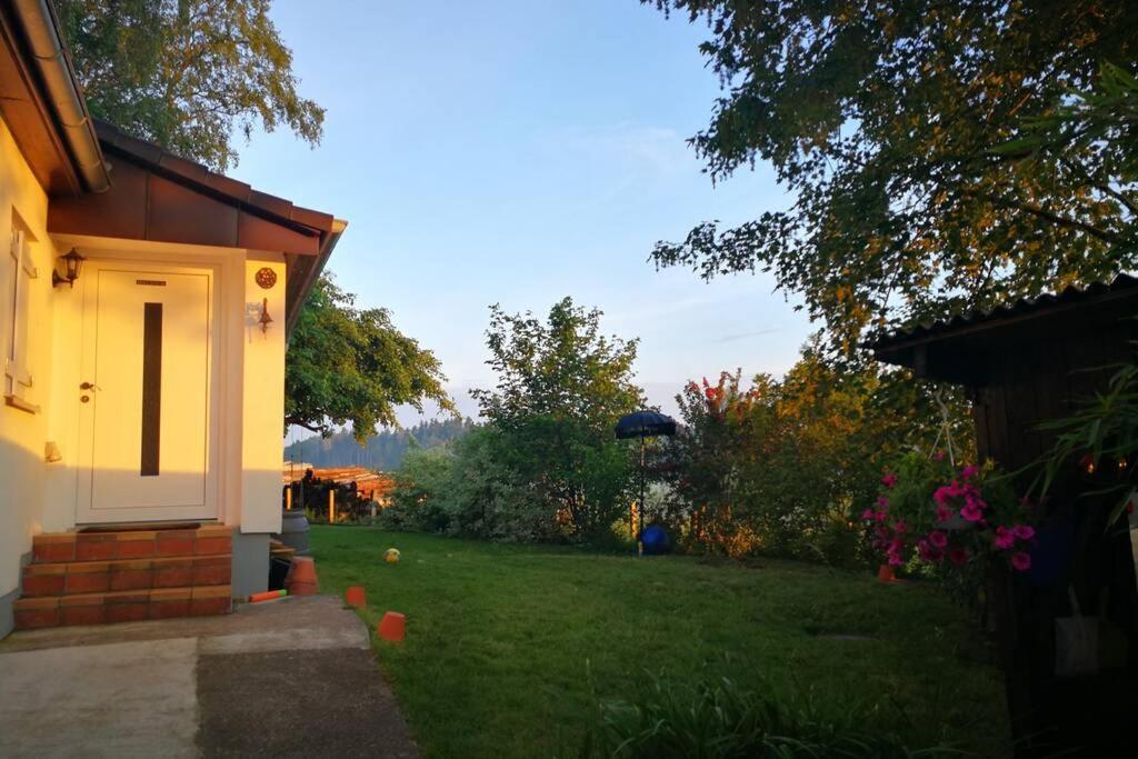 Charmantes Ferienhaeuschen Zwischen Muenchen Und Augsburg Ried  Bagian luar foto